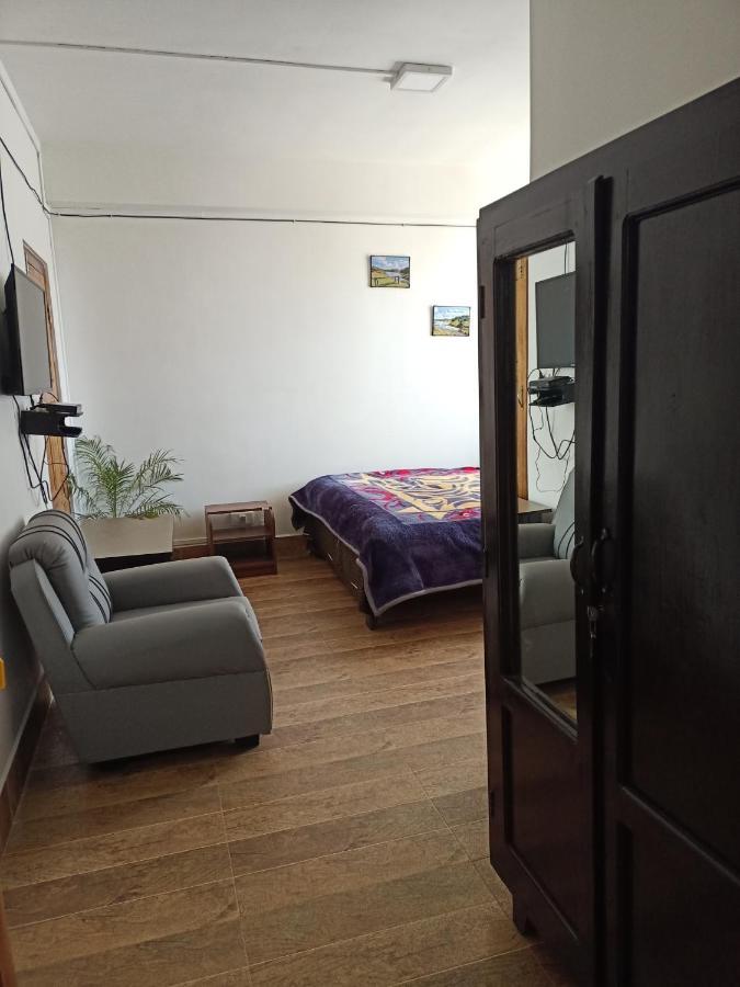 Manna Inspira Hotel Shillong Ngoại thất bức ảnh